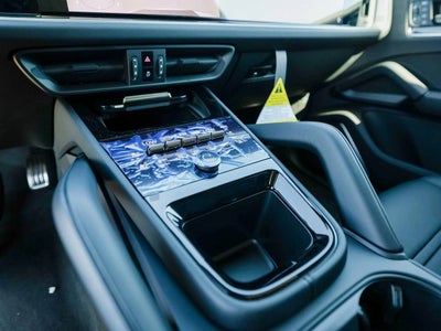 2025 Porsche Cayenne Turbo E-Hybrid Coupe