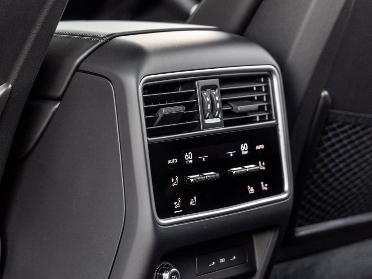 2025 Porsche Cayenne Cayenne Turbo E-Hybrid Coupe