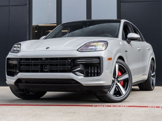 2025 Porsche Cayenne Turbo E-Hybrid Coupe
