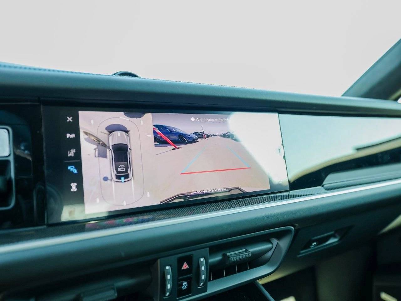 2025 Porsche Cayenne Turbo E-Hybrid Coupe