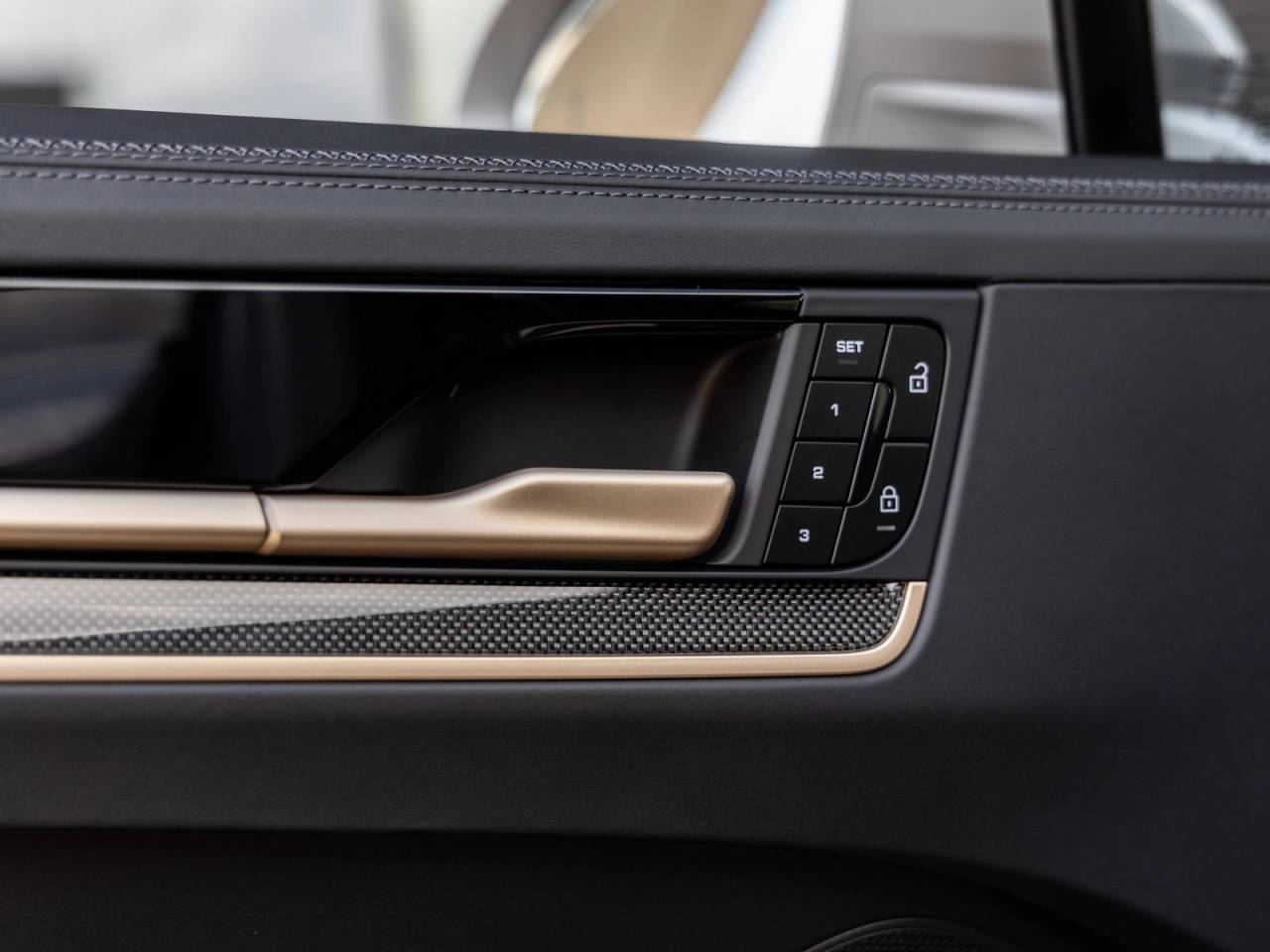 2026 Porsche Cayenne Turbo E-Hybrid Coupe Cayenne Turbo E-Hybrid Coupe