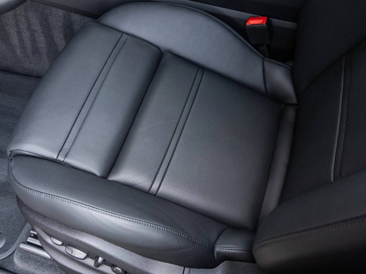 2026 Porsche Cayenne Turbo E-Hybrid Coupe Cayenne Turbo E-Hybrid Coupe