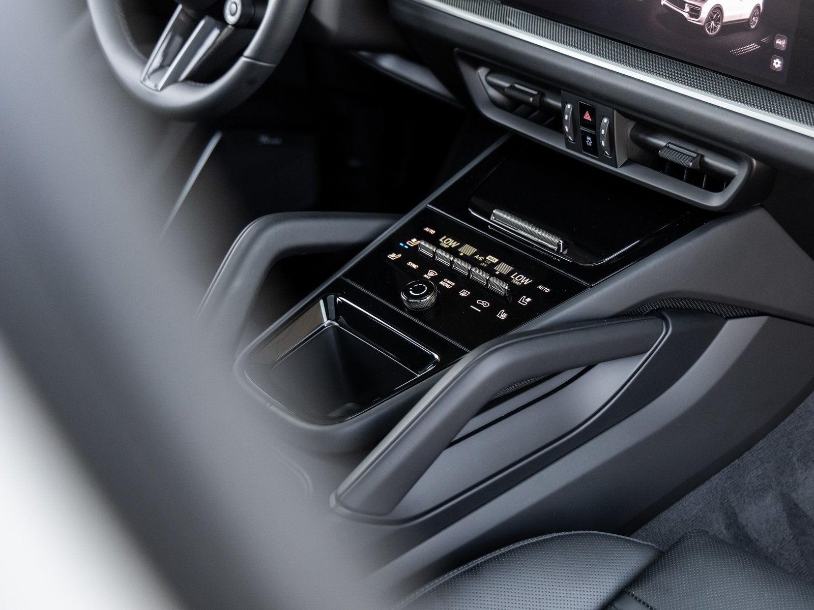 2025 Porsche Cayenne Turbo E-Hybrid Coupe Cayenne Turbo E-Hybrid Coupe