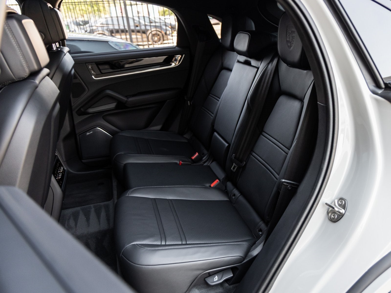 2025 Porsche Cayenne Turbo E-Hybrid Coupe Cayenne Turbo E-Hybrid Coupe