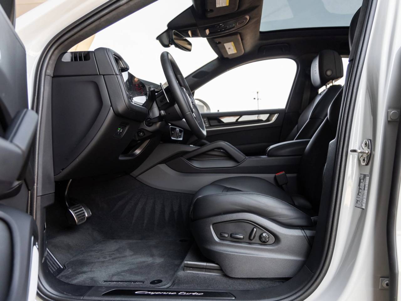 2025 Porsche Cayenne Turbo E-Hybrid Coupe Cayenne Turbo E-Hybrid Coupe