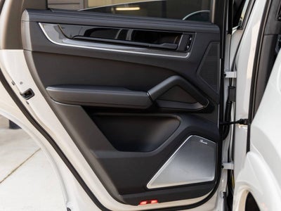 2025 Porsche Cayenne Turbo E-Hybrid Coupe Cayenne Turbo E-Hybrid Coupe