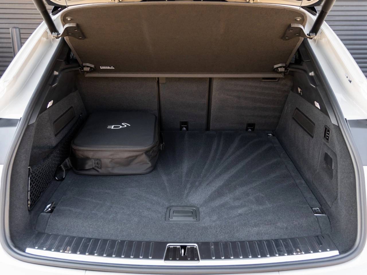 2025 Porsche Cayenne Turbo E-Hybrid Coupe Cayenne Turbo E-Hybrid Coupe