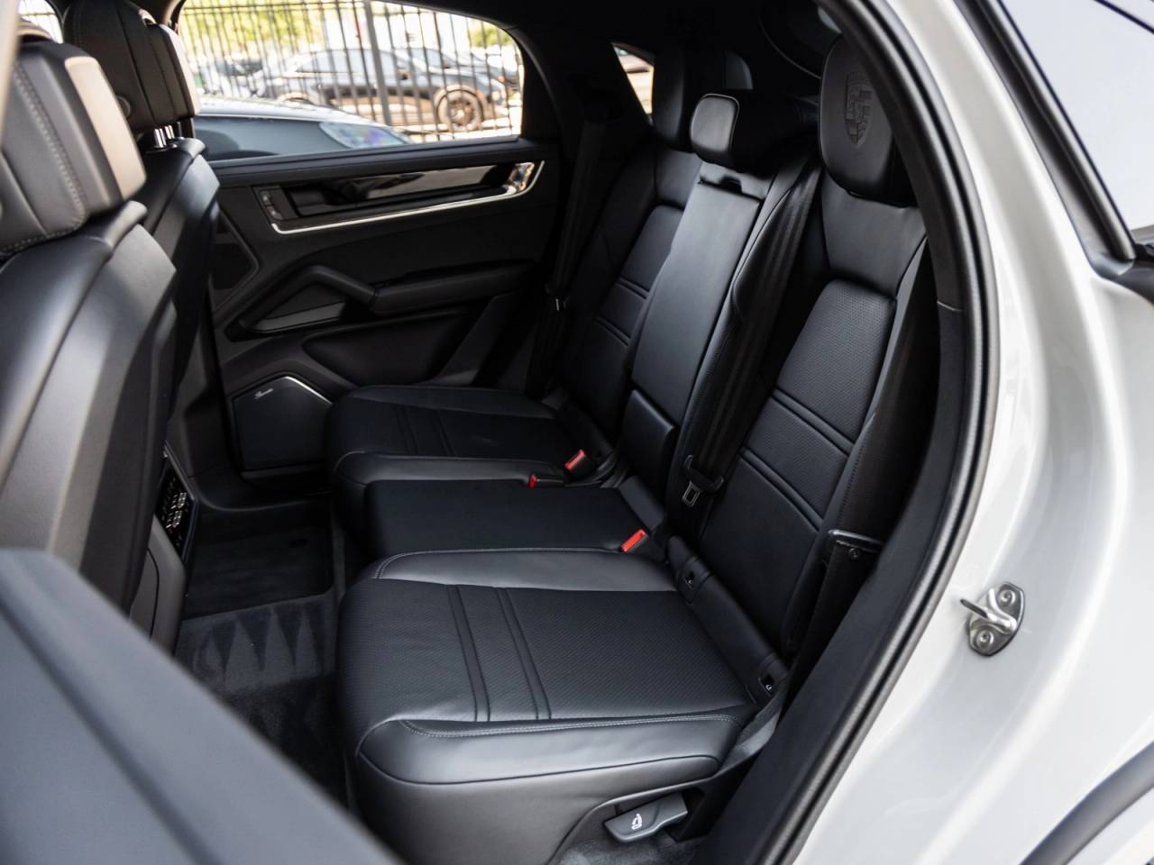 2025 Porsche Cayenne Turbo E-Hybrid Coupe Cayenne Turbo E-Hybrid Coupe