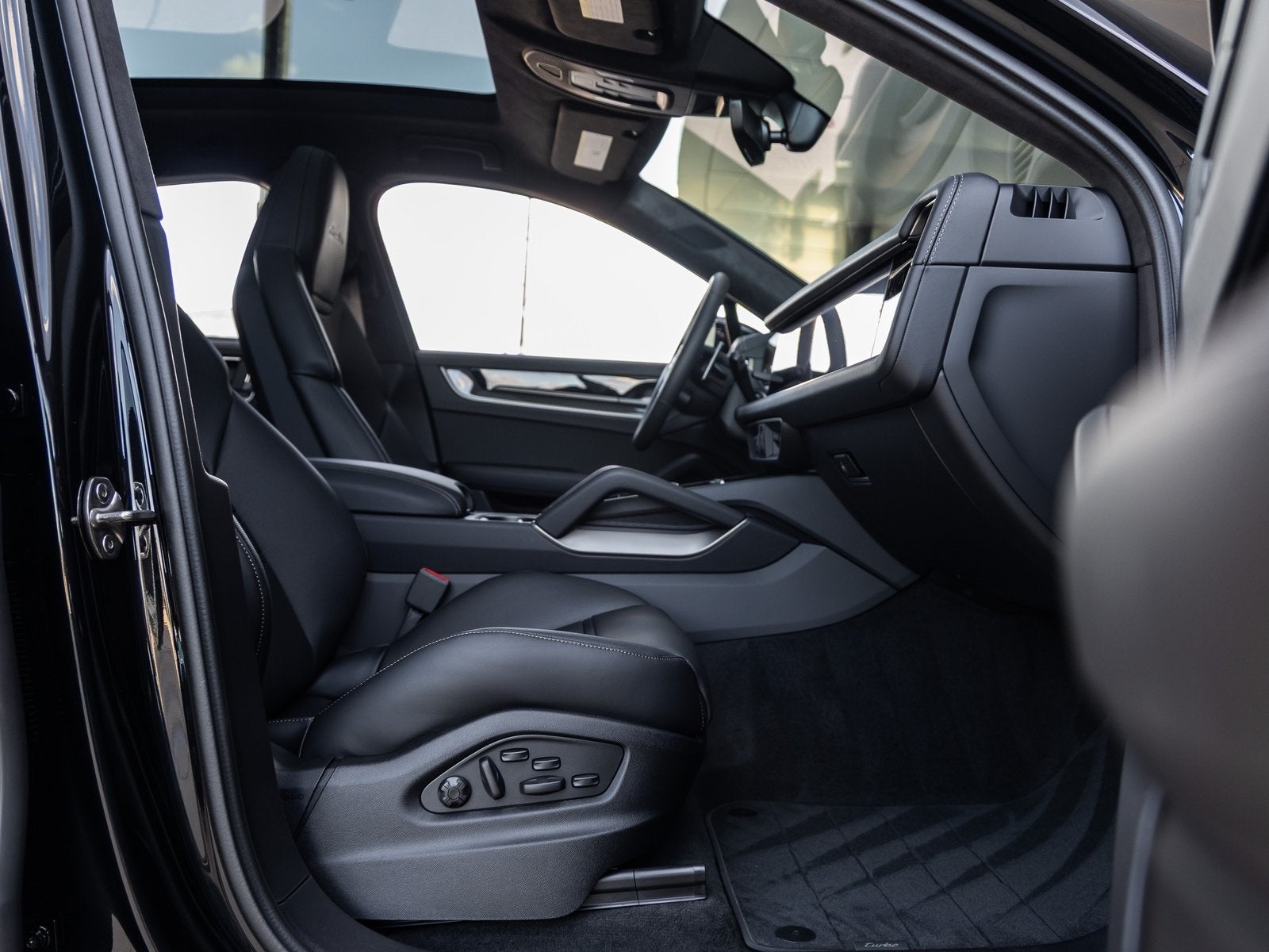 2026 Porsche Cayenne Turbo E-Hybrid Coupe Cayenne Turbo E-Hybrid Coupe