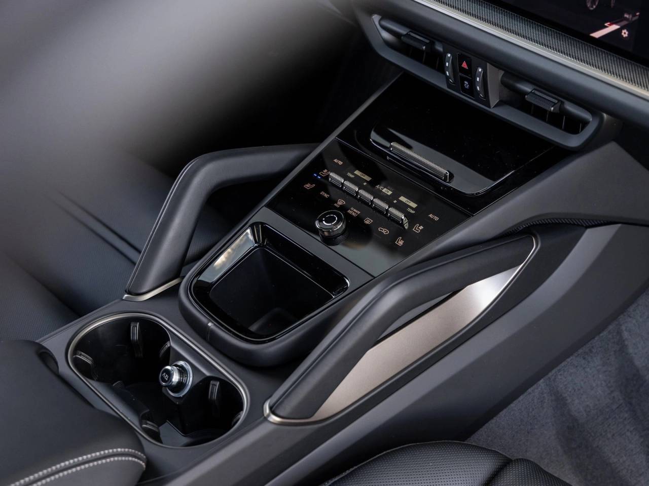 2026 Porsche Cayenne Turbo E-Hybrid Coupe Cayenne Turbo E-Hybrid Coupe