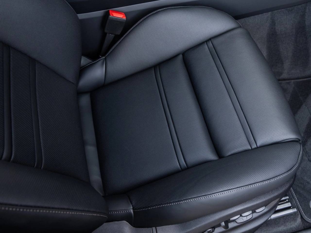 2026 Porsche Cayenne Turbo E-Hybrid Coupe Cayenne Turbo E-Hybrid Coupe