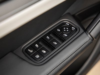 2026 Porsche Cayenne Cayenne S E-Hybrid Coupe