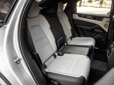 2026 Porsche Cayenne Cayenne S E-Hybrid Coupe