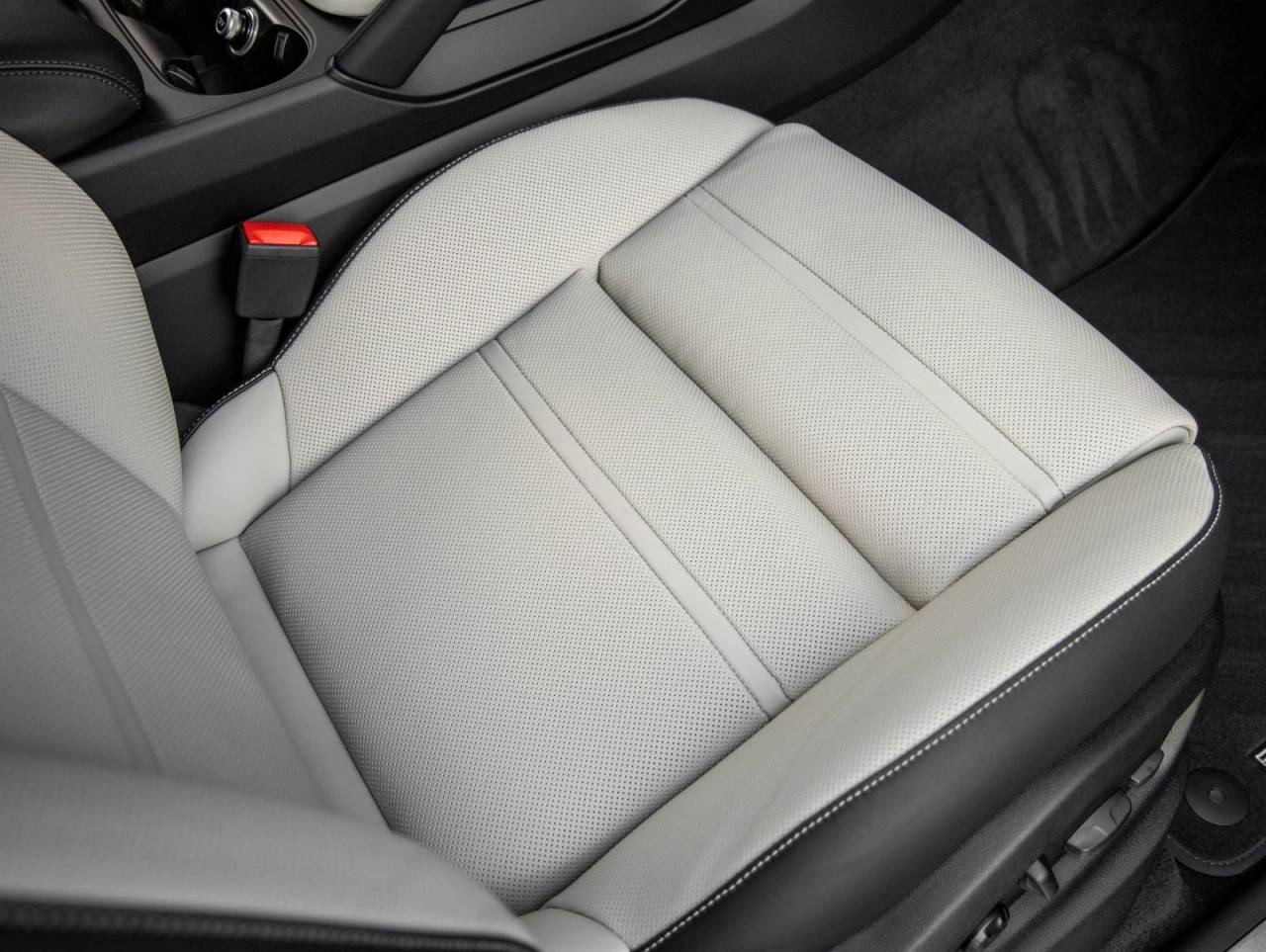 2026 Porsche Cayenne Cayenne S E-Hybrid Coupe