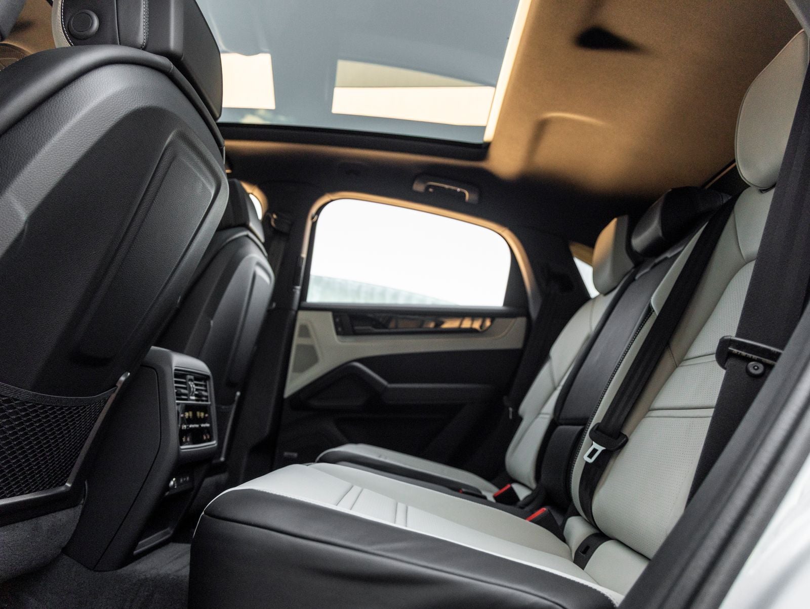 2026 Porsche Cayenne S E-Hybrid Coupe