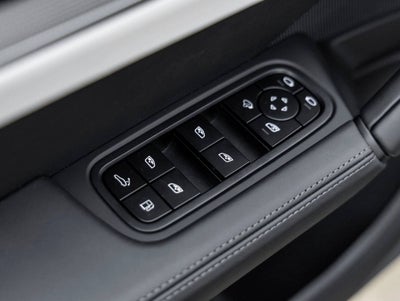 2026 Porsche Cayenne S E-Hybrid Coupe