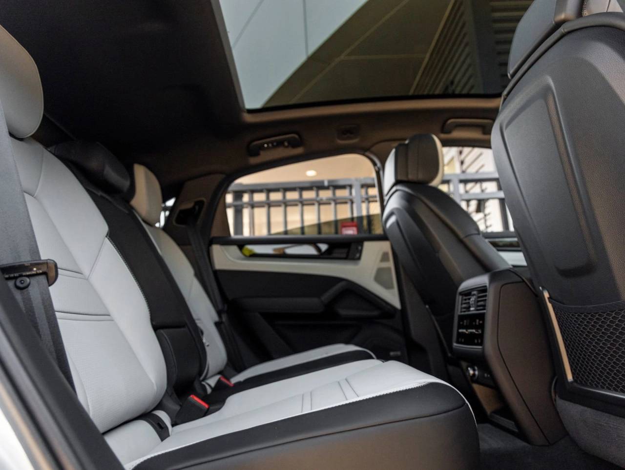 2026 Porsche Cayenne S E-Hybrid Coupe