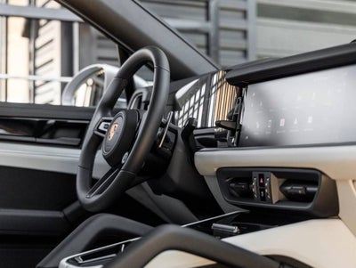 2026 Porsche Cayenne S E-Hybrid Coupe