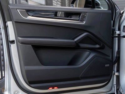 2025 Porsche Cayenne S E-Hybrid Coupe Cayenne S E-Hybrid Coupe