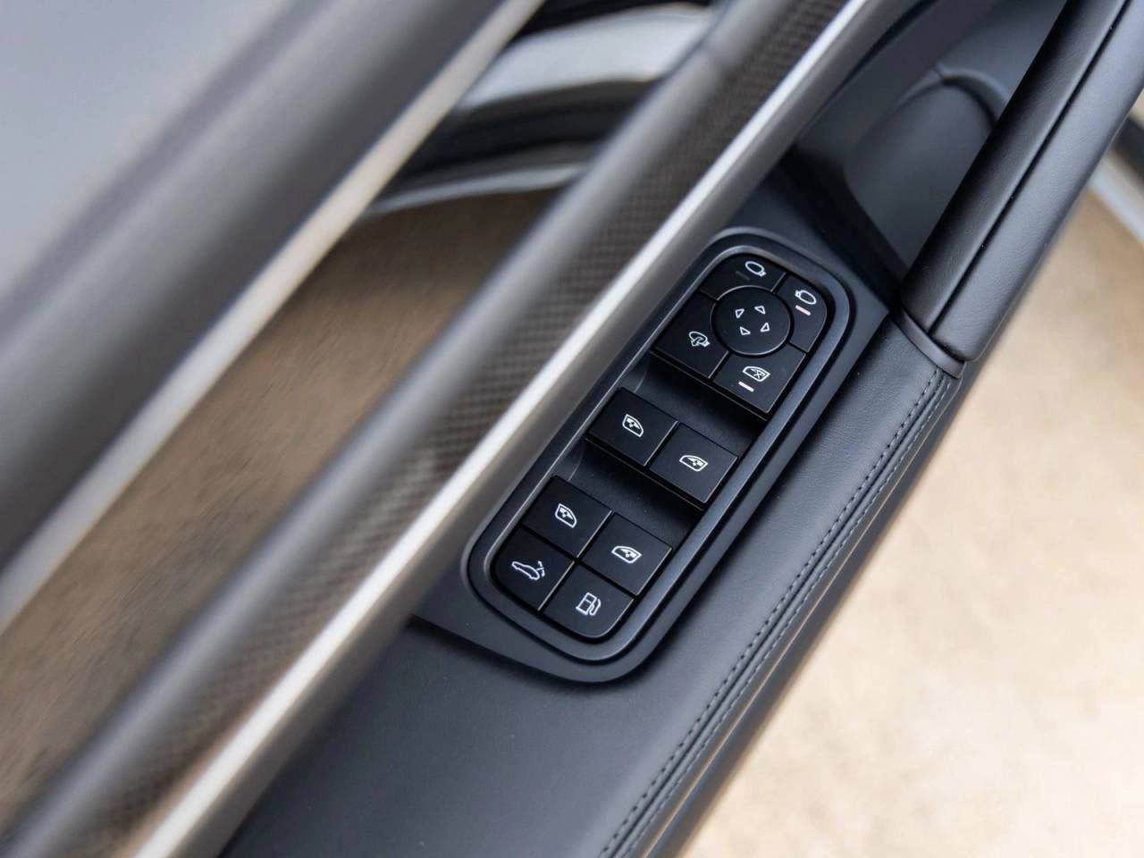 2025 Porsche Cayenne S E-Hybrid Coupe Cayenne S E-Hybrid Coupe