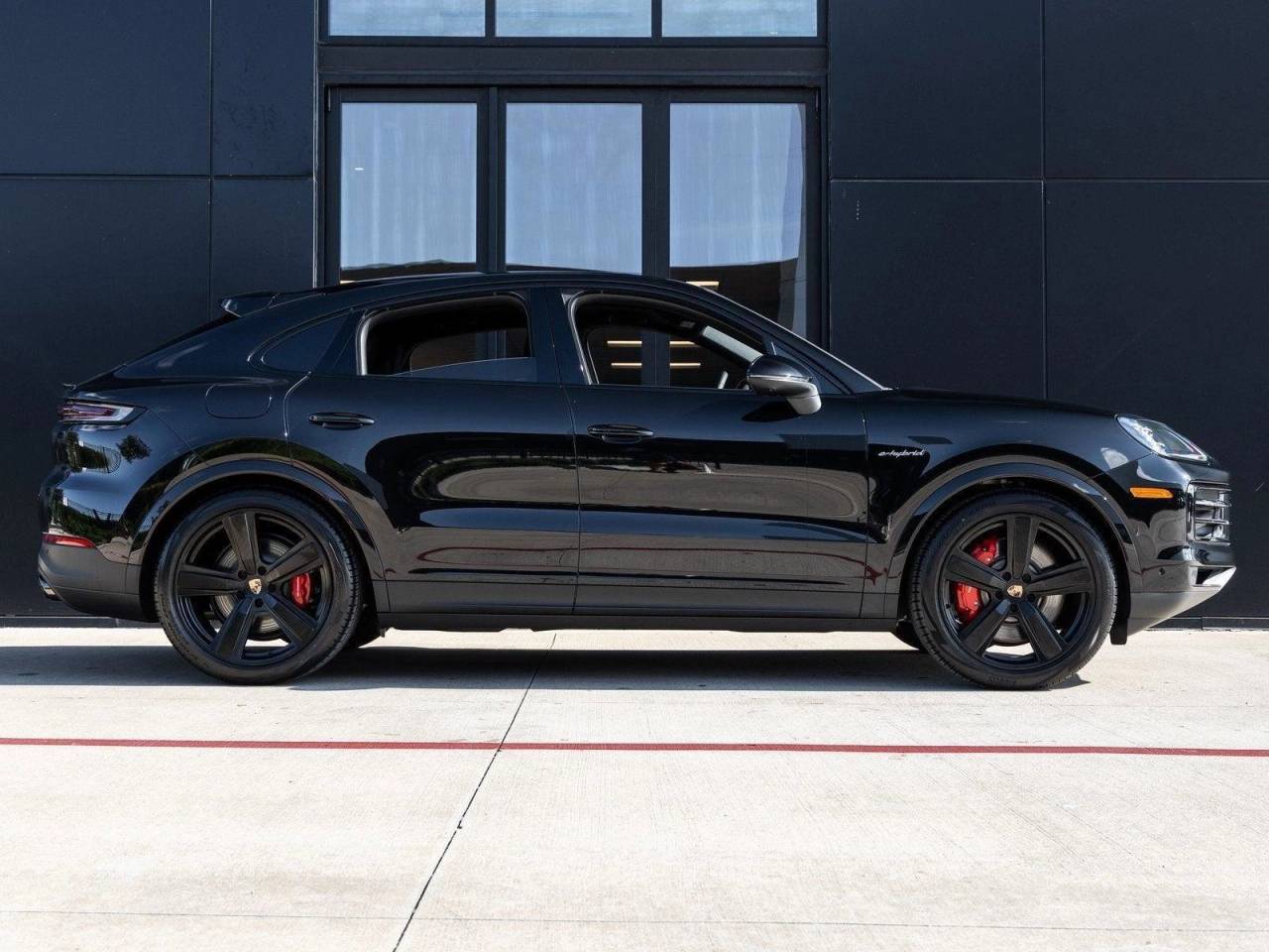 2025 Porsche Cayenne S E-Hybrid Coupe