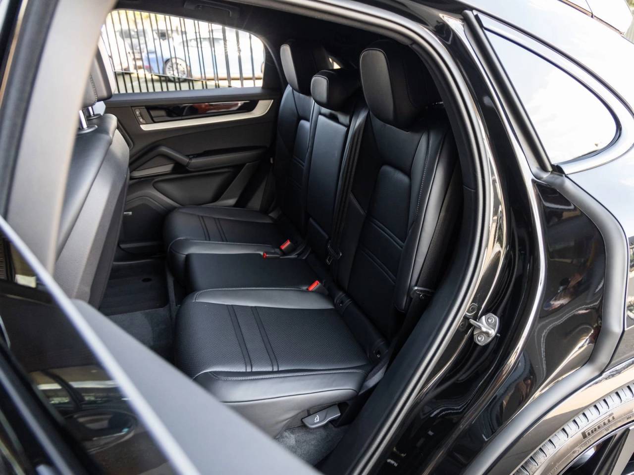 2025 Porsche Cayenne S E-Hybrid Coupe