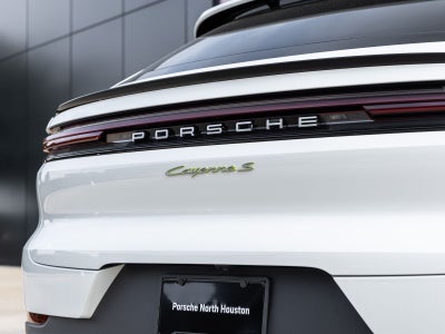 2025 Porsche Cayenne S E-Hybrid Coupe