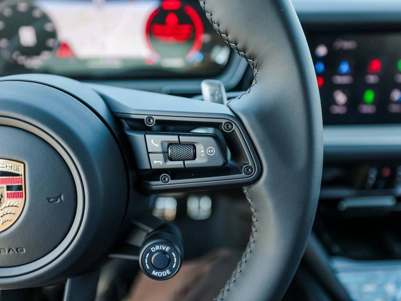 2025 Porsche Cayenne S E-Hybrid Coupe