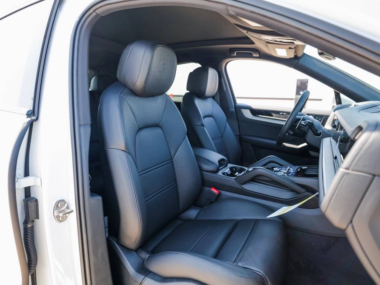 2025 Porsche Cayenne S E-Hybrid Coupe