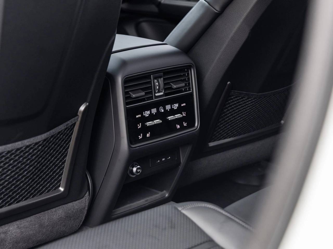 2025 Porsche Cayenne S E-Hybrid Coupe