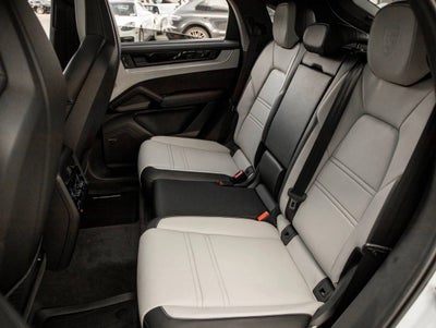 2025 Porsche Cayenne S E-Hybrid Coupe