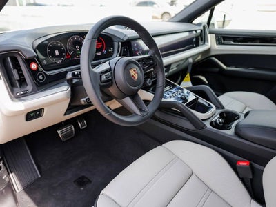 2025 Porsche Cayenne S E-Hybrid Coupe