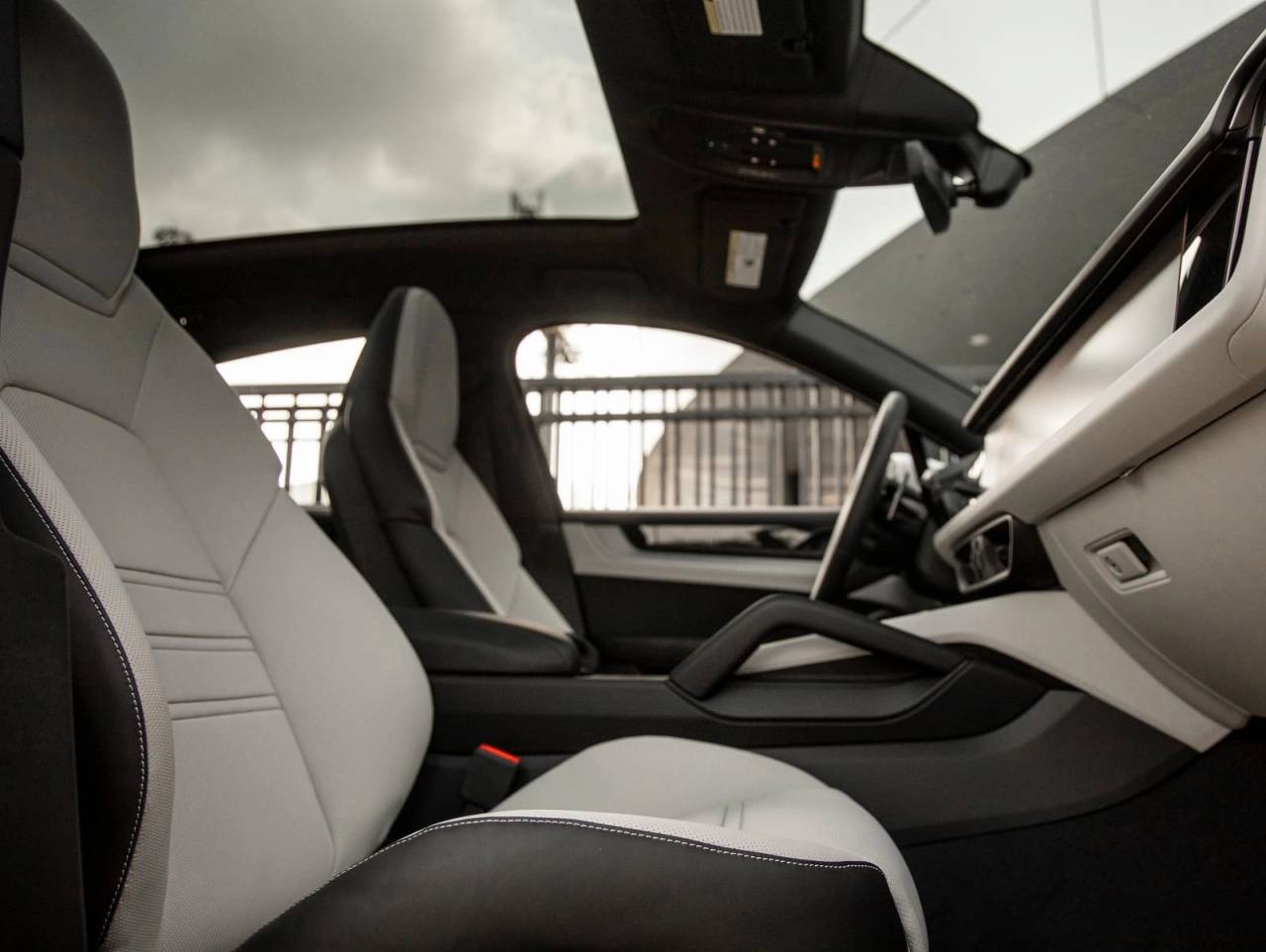 2025 Porsche Cayenne S E-Hybrid Coupe