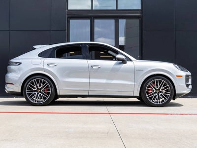 2026 Porsche Cayenne S E-Hybrid Coupe