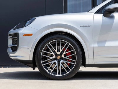 2026 Porsche Cayenne S E-Hybrid Coupe