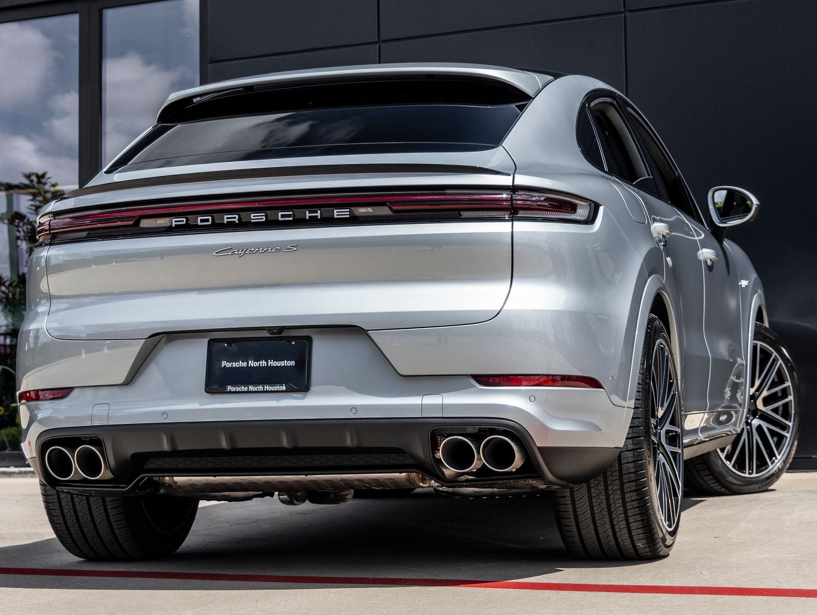2026 Porsche Cayenne S E-Hybrid Coupe