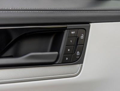 2026 Porsche Cayenne S E-Hybrid Coupe