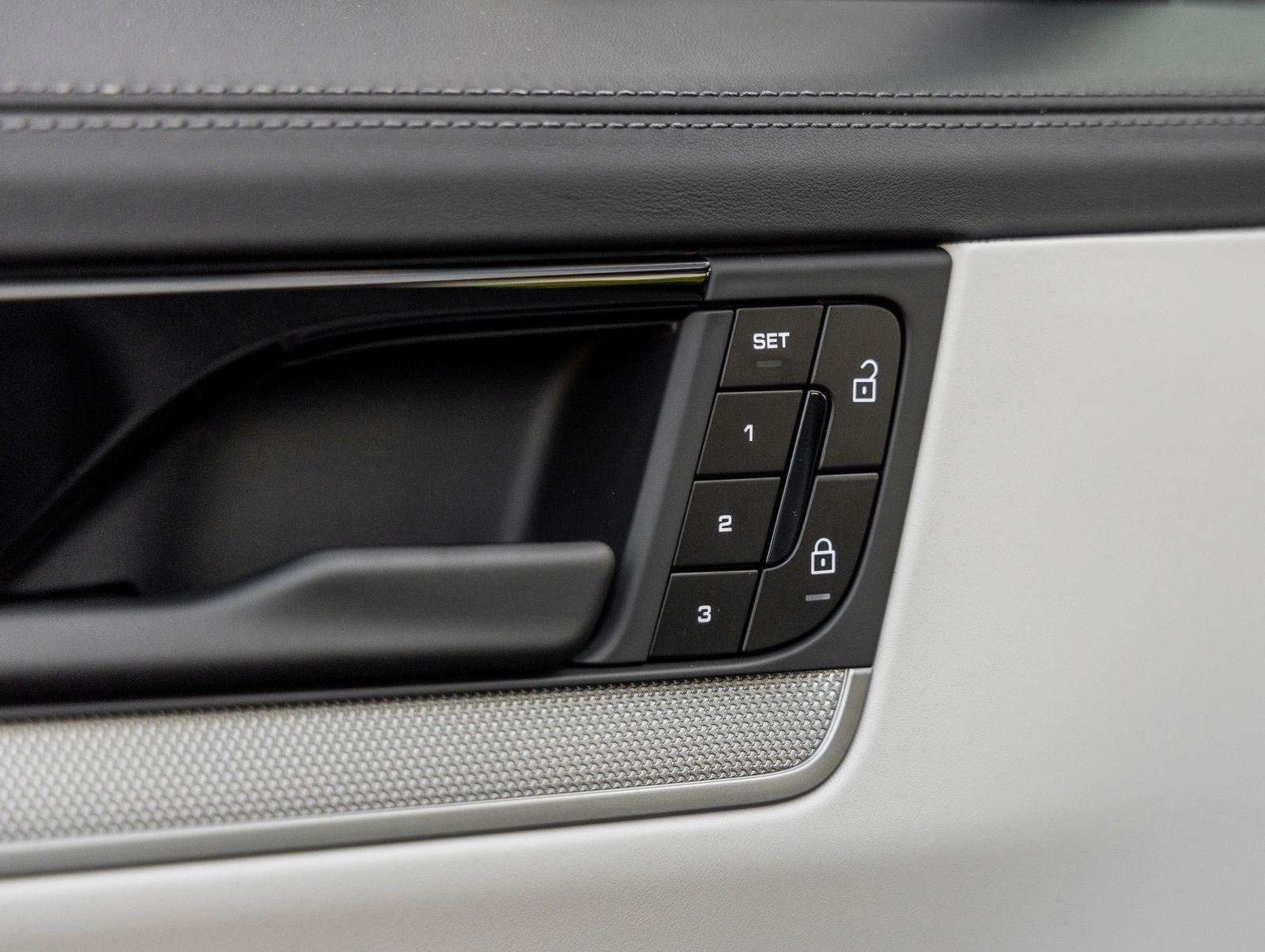 2026 Porsche Cayenne S E-Hybrid Coupe