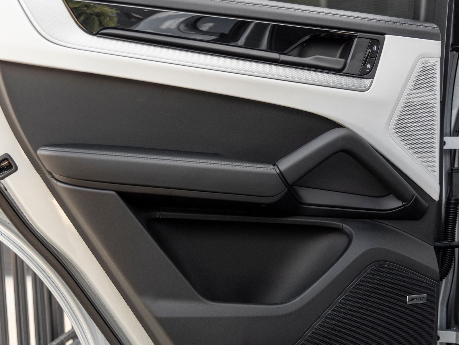 2026 Porsche Cayenne S E-Hybrid Coupe