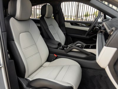 2026 Porsche Cayenne S E-Hybrid Coupe