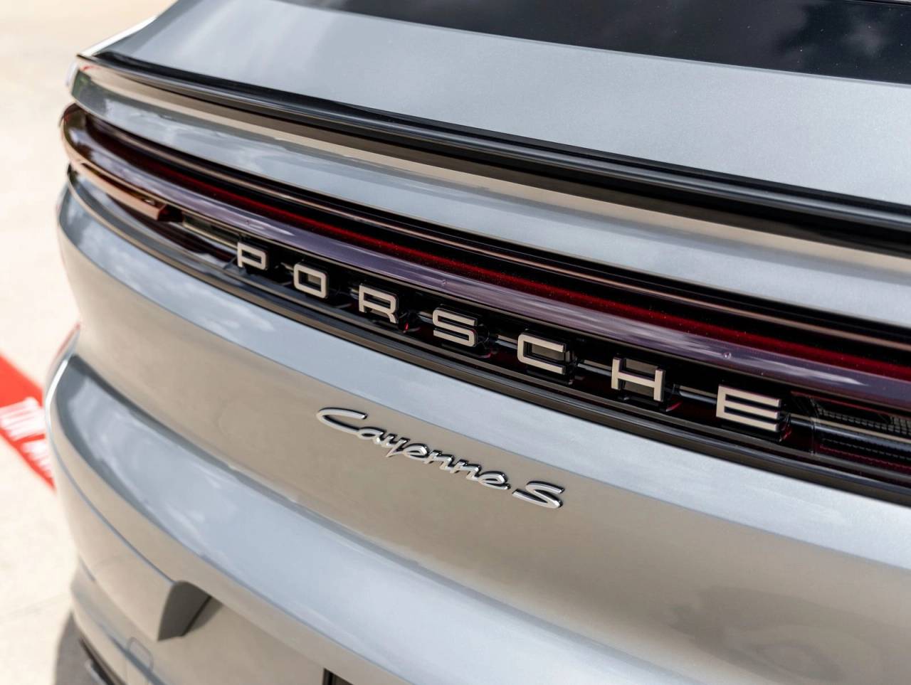 2026 Porsche Cayenne S E-Hybrid Coupe
