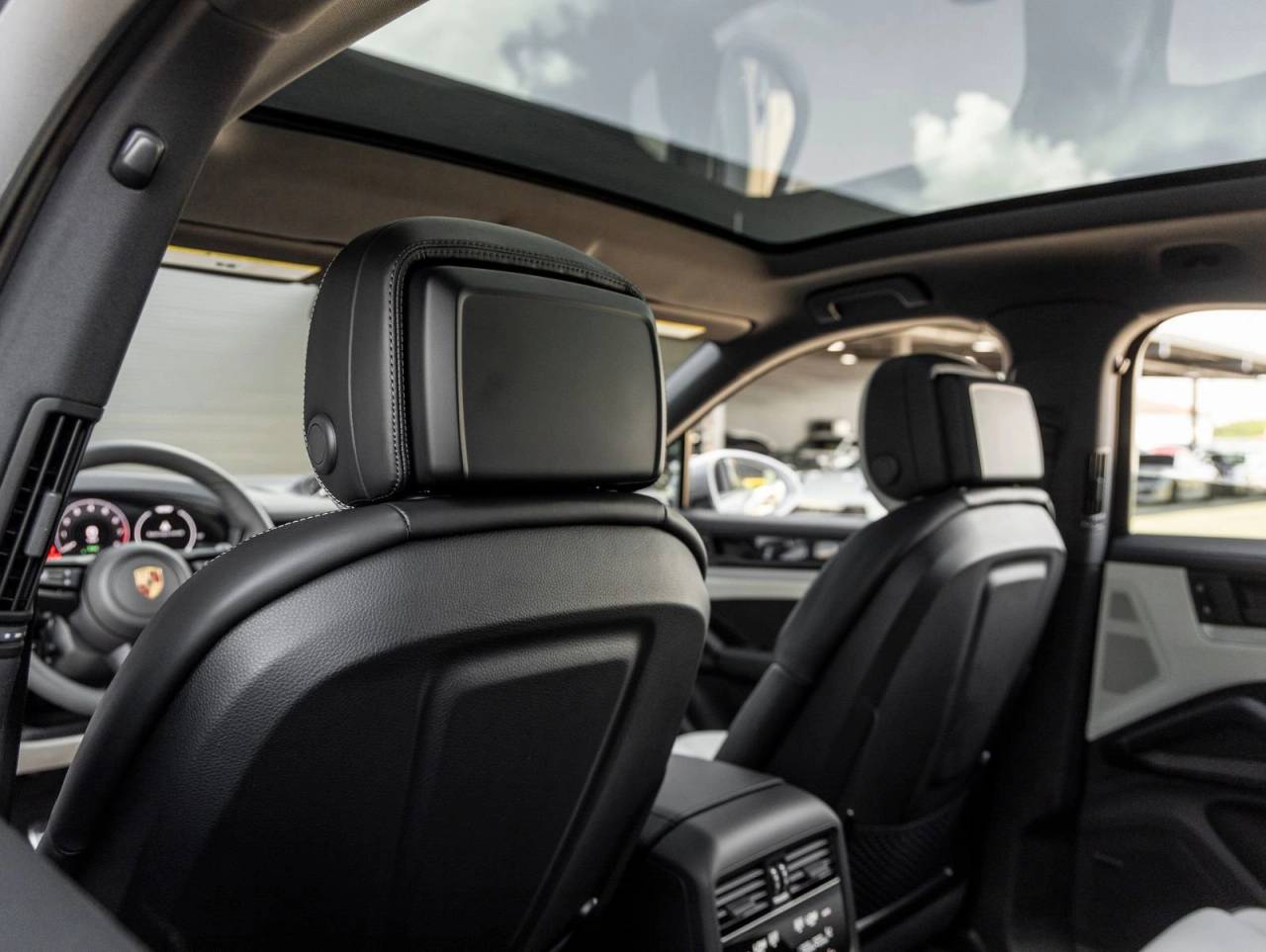 2026 Porsche Cayenne S E-Hybrid Coupe