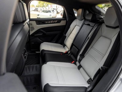 2026 Porsche Cayenne S E-Hybrid Coupe