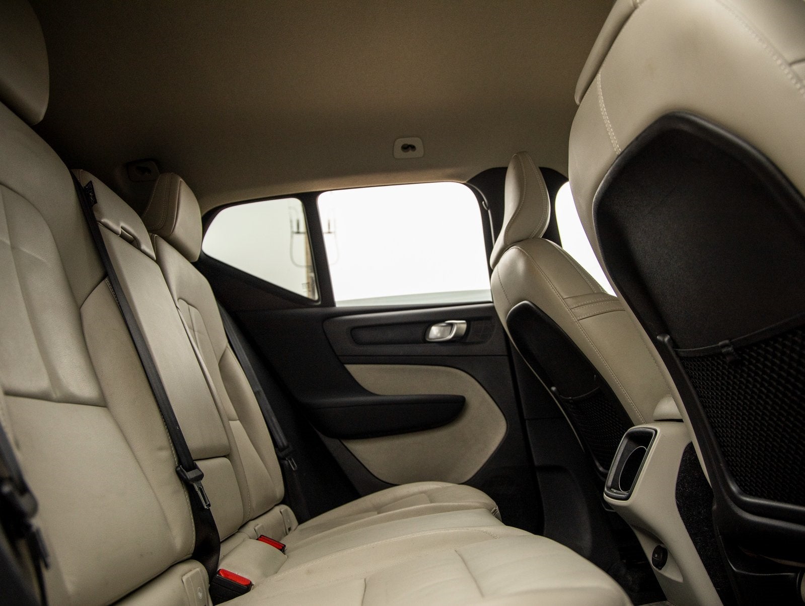 2021 Volvo XC40 Momentum