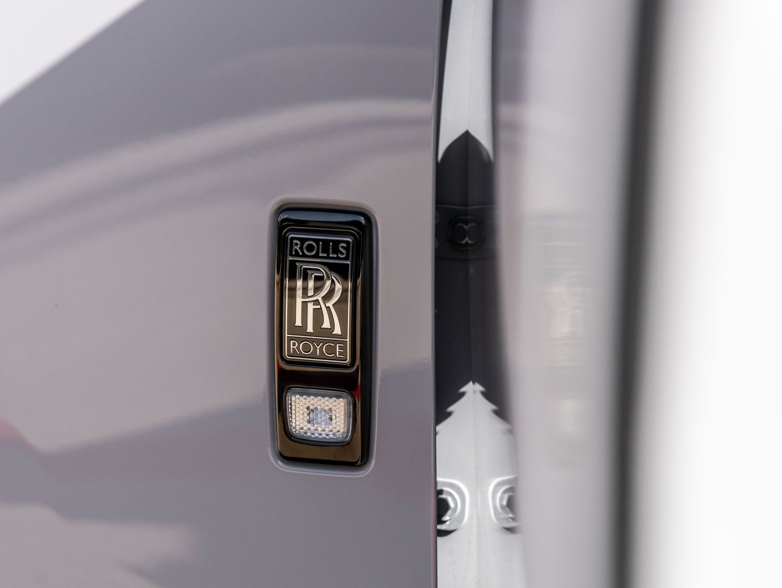 2027 Rolls-Royce Ghost Base