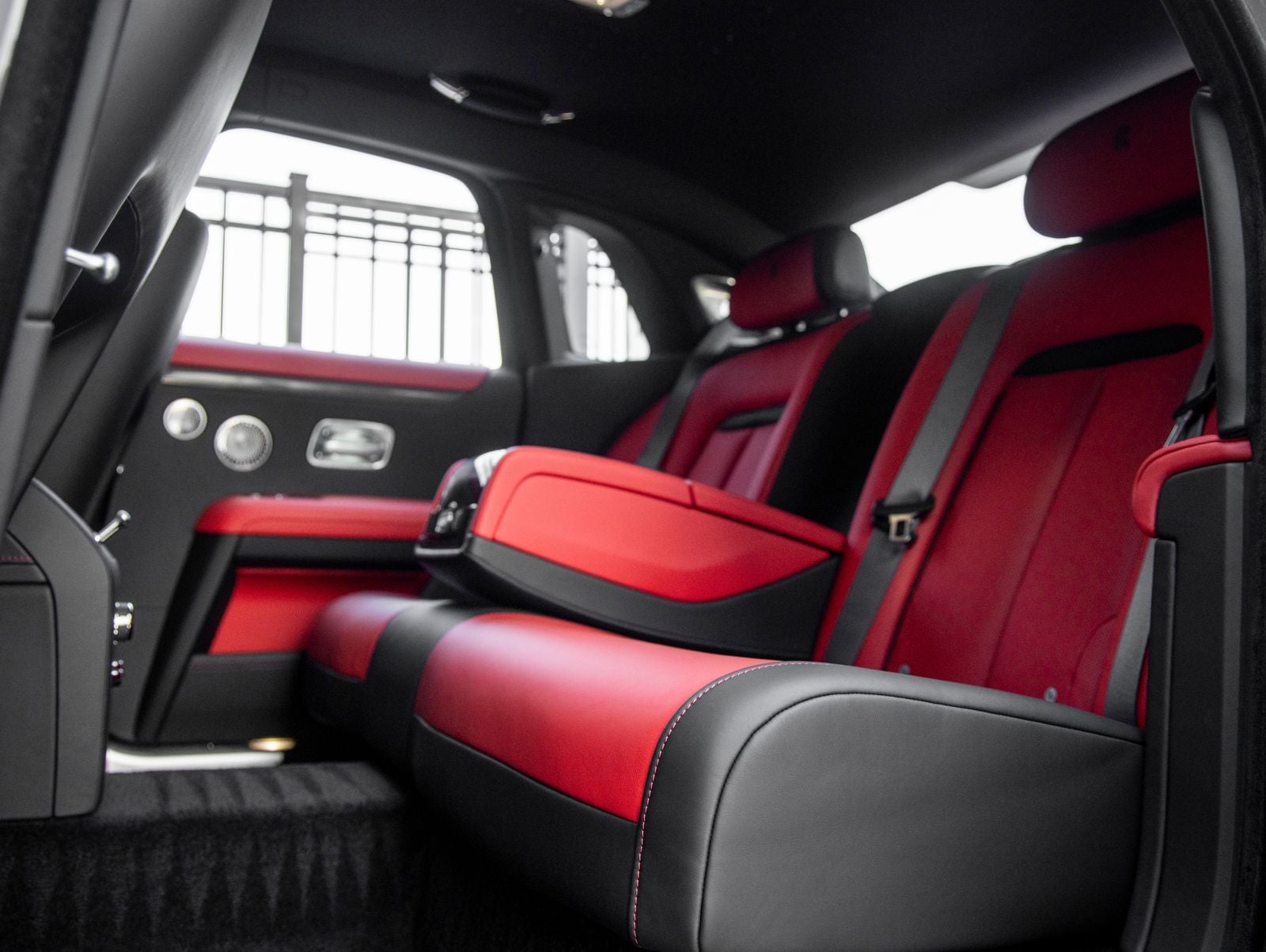 2027 Rolls-Royce Ghost Base