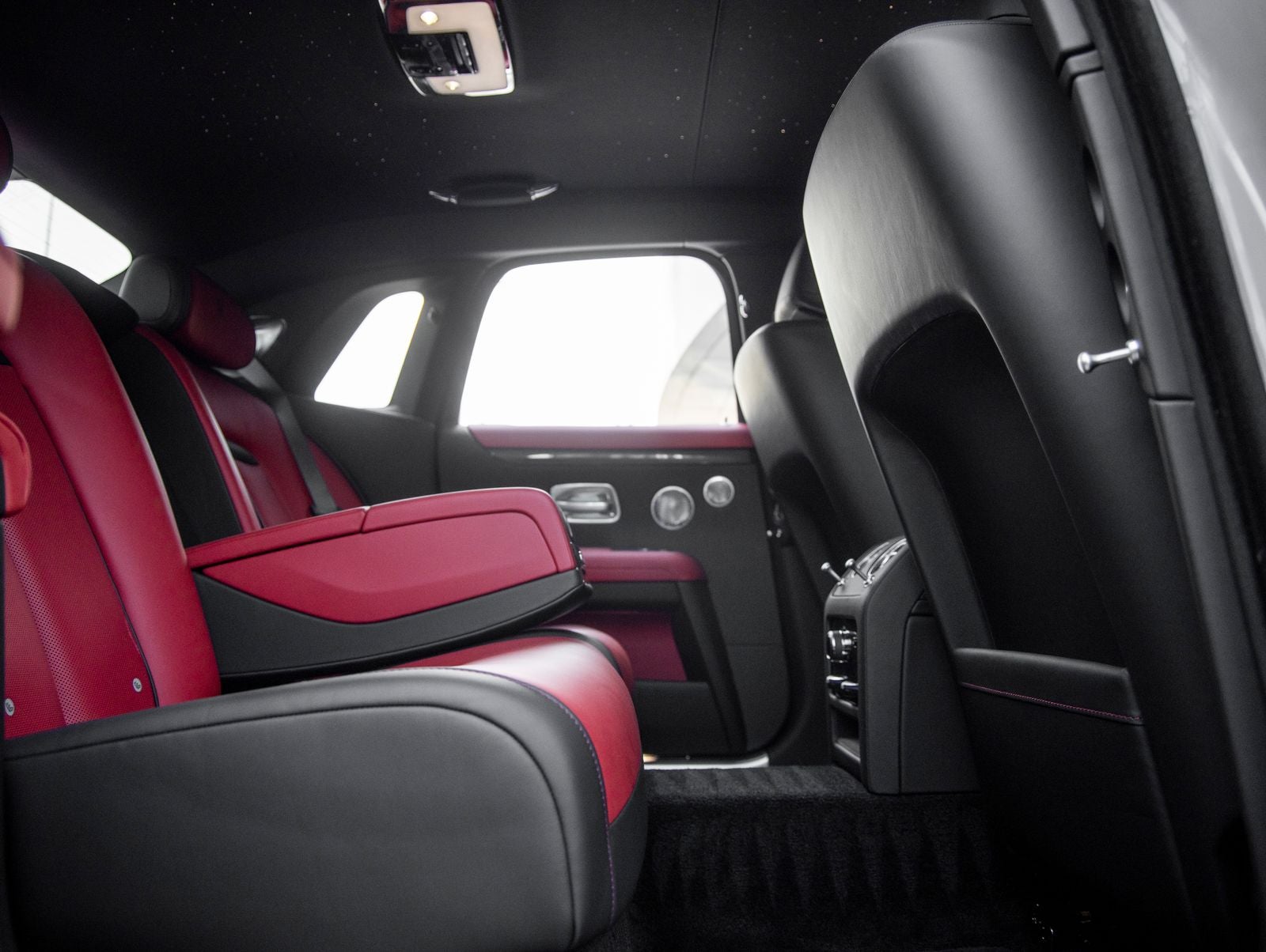 2027 Rolls-Royce Ghost Base