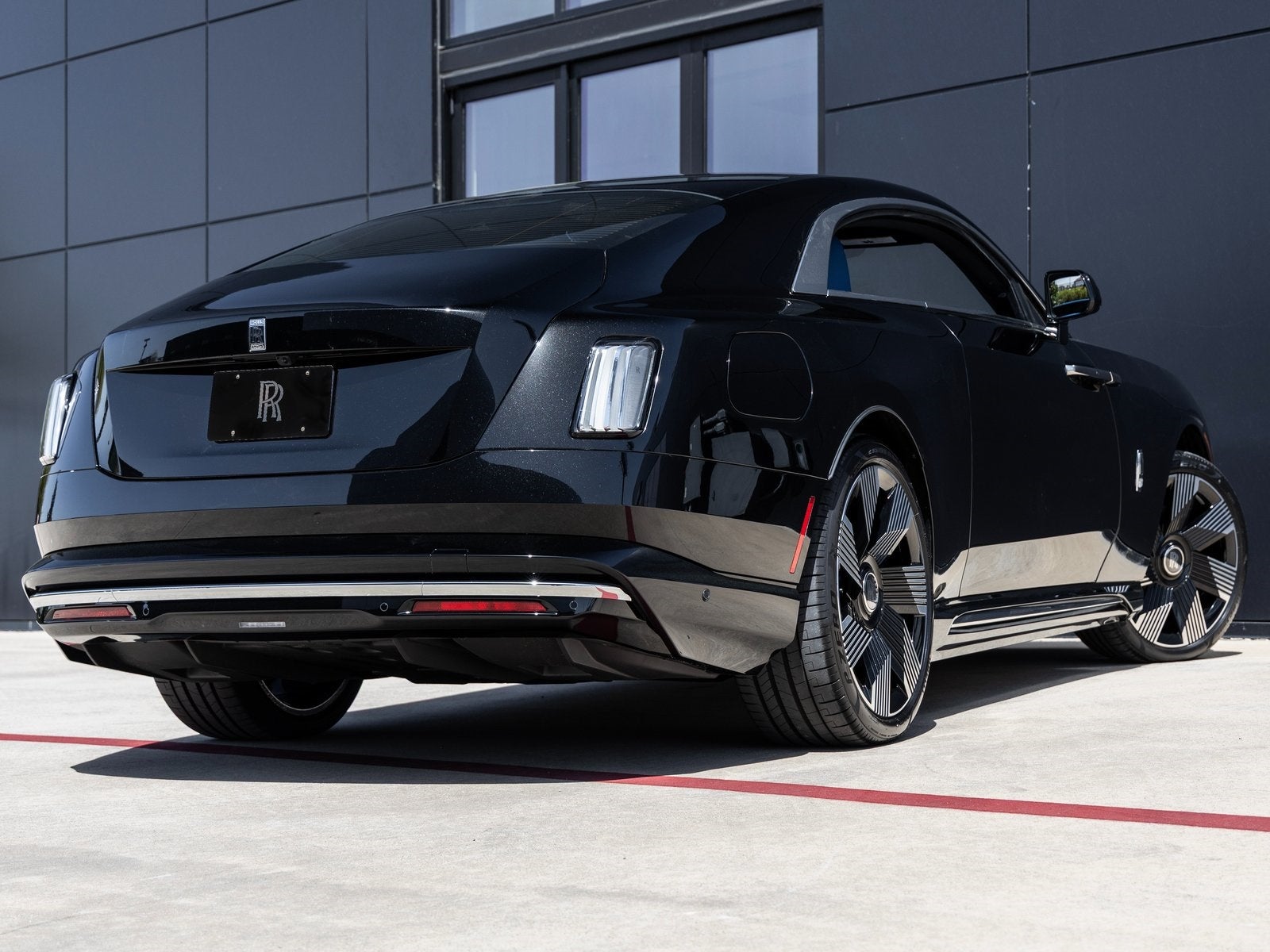 2025 Rolls-Royce Spectre Base