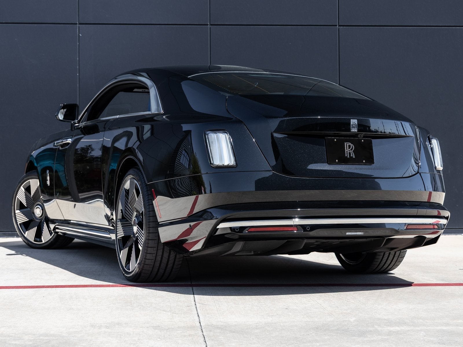 2025 Rolls-Royce Spectre Base