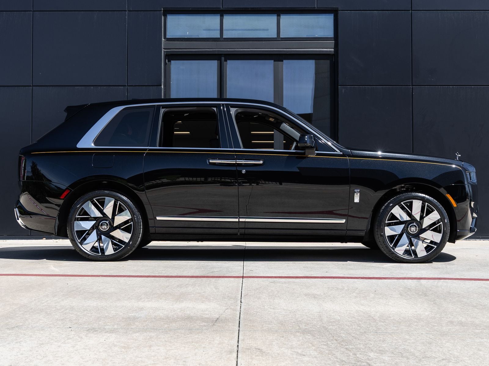 2026 Rolls-Royce Cullinan 